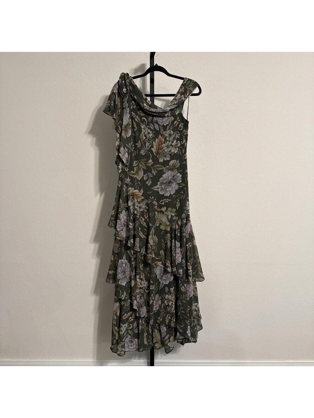 $295 Lauren Ralph Lauren Off-the-Shoulder Kanerite Asymmetric Floral Gown Sz: 2 - Picture 3 of 14